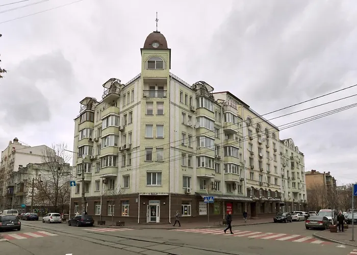 1Br Apartment In The Old City Center
