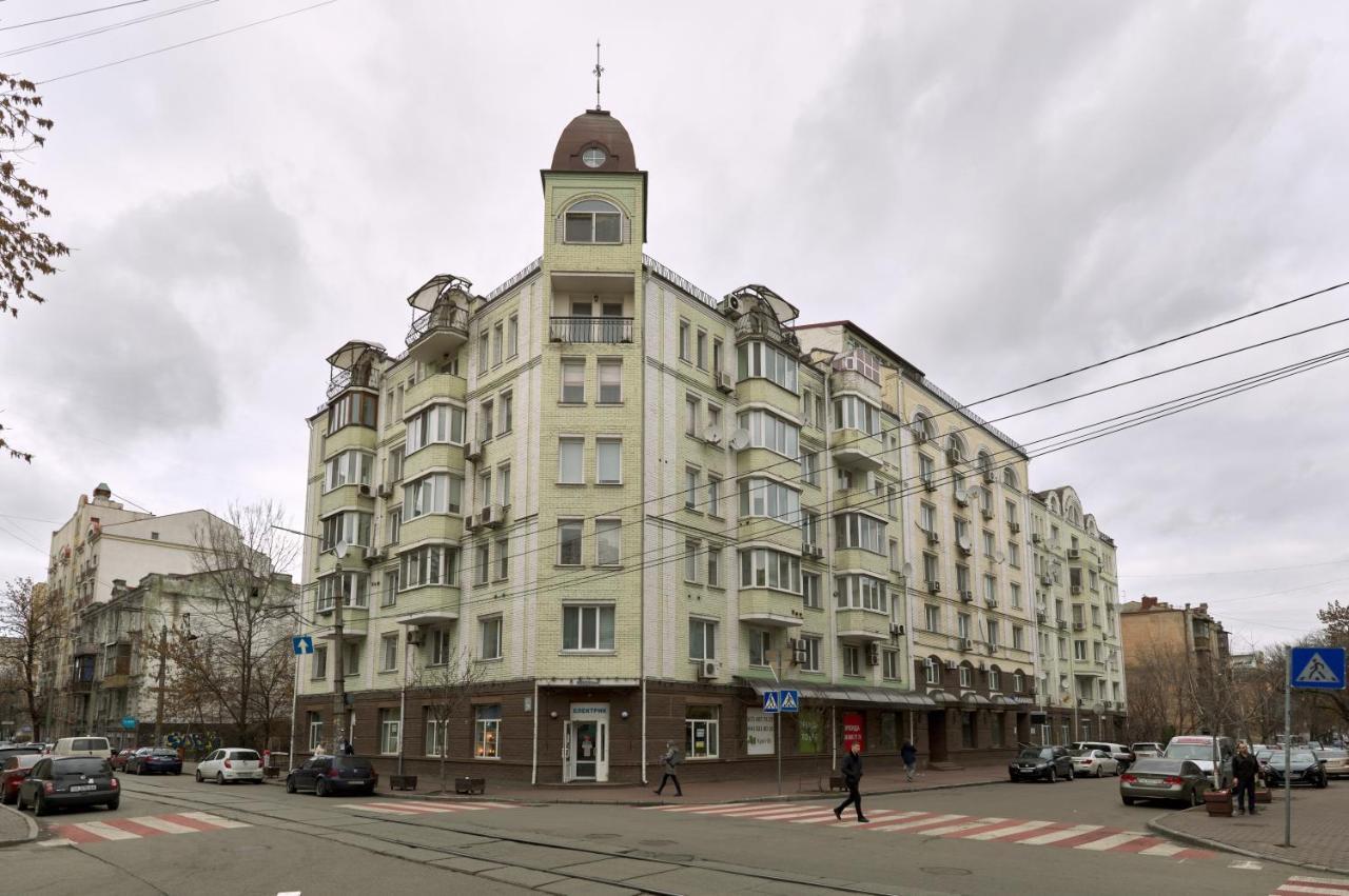 1br In The Old Center