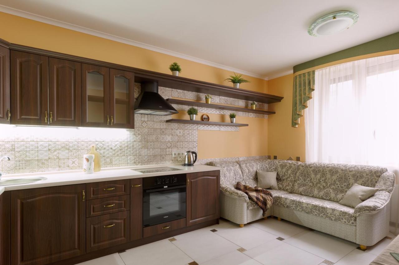1br In The Old Center *